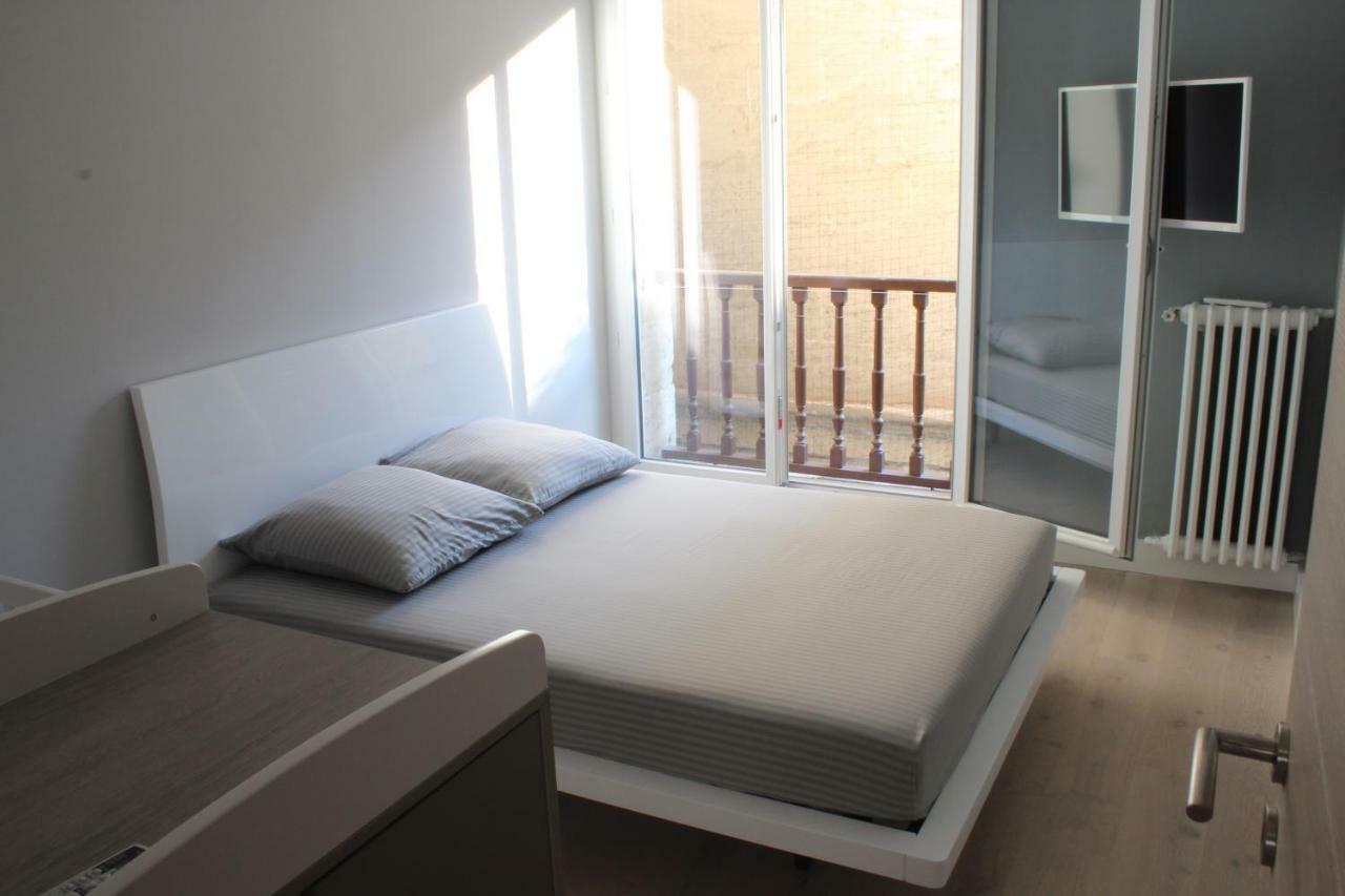 Fernand Pouillon Apartment เอ็ก-ซอง-โพรวองซ์ ภายนอก รูปภาพ